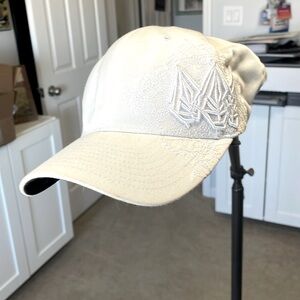Vintage white volcom hat